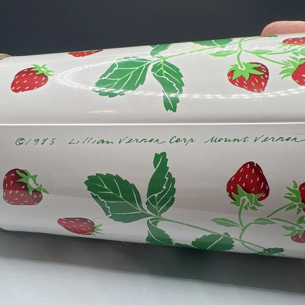 Vintage 1985 Lillian Vernon Regency Ware Strawberry Sugar Shaker Tin England